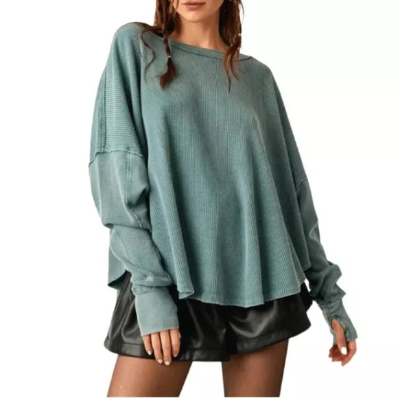 We The Free People NWT Drop The Mic oversized Thermal in silver pine sz M 37”p2p - Picture 9 of 10